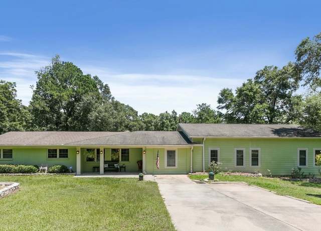 Property at 1425 Lakeview Rd, Ozark, AL 36360, 3 beds, 3 baths