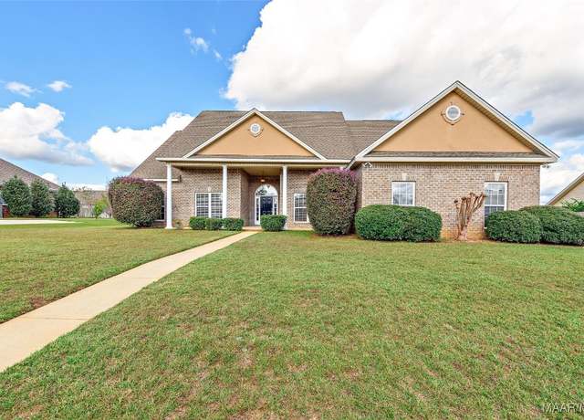 Property at 111 Grayton Ln, Enterprise, AL 36330, 4 beds, 2 baths