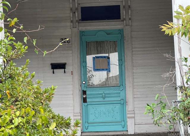 Property at 204 & 228 Yelverton Ave, Elba, AL 36323, 3 beds, 2 baths