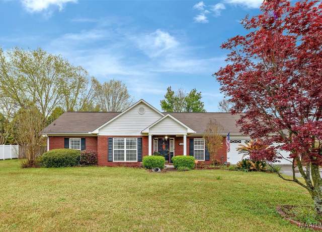 Property at 105 Jessica Dr, Enterprise, AL 36330, 3 beds, 2 baths