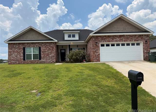 Property at 101 Meer Busch Ln, Enterprise, AL 36330, 4 beds, 2 baths