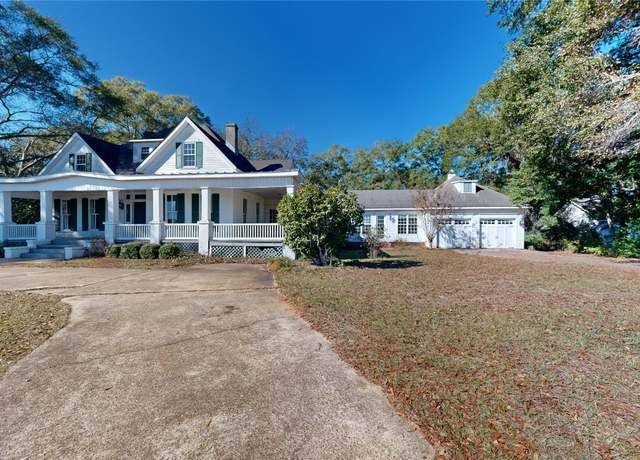 Property at 2430 Moates Rd, Enterprise, AL 36330, 6 beds, 4 baths