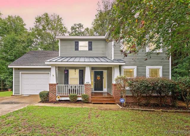 Property at 1600 Verde Trl, Dothan, AL 36303, 3 beds, 2.5 baths