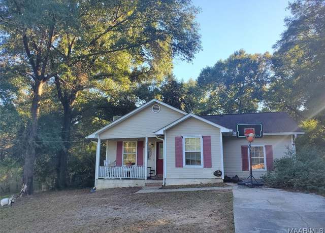 Property at 1353 Whittle Hudson Rd, Ozark, AL 36360, 3 beds, 2 baths
