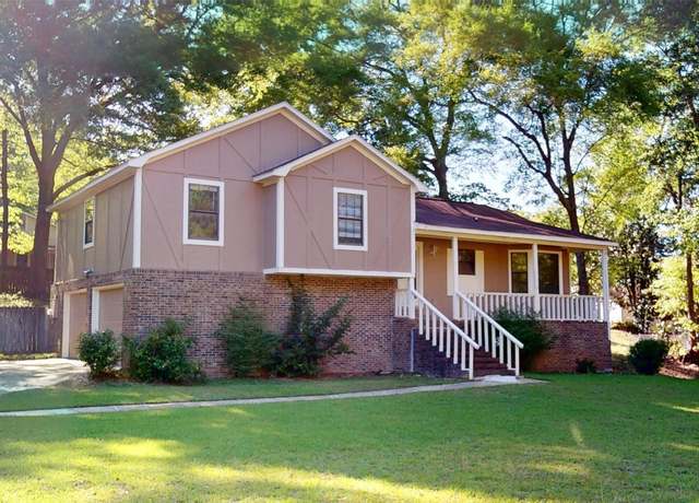 Property at 104 Oakview Cir, Enterprise, AL 36330, 3 beds, 2 baths