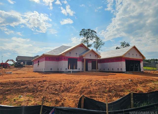 Property at 209 Brookestone Dr, Enterprise, AL 36330, 4 beds, 3 baths