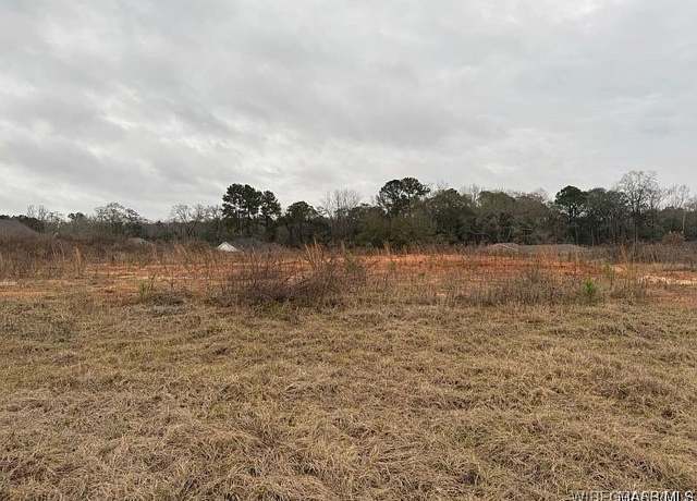Property at 103 Hand Ln, Enterprise, AL 36330