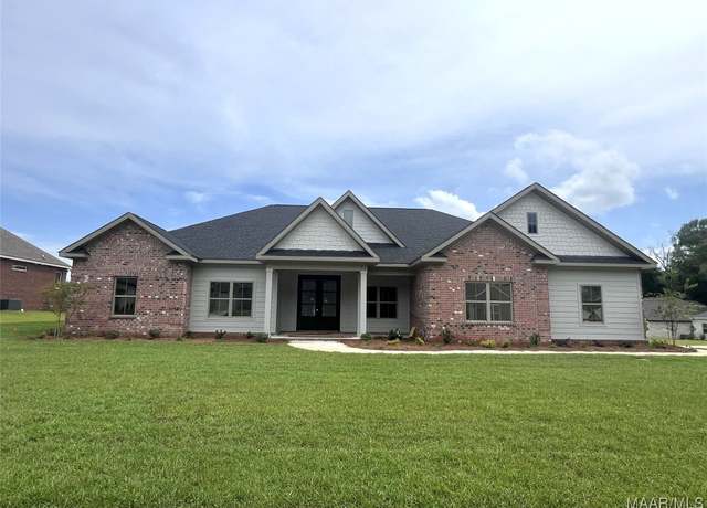 Property at 215 Bella Dr, Enterprise, AL 36330, 4 beds, 3 baths