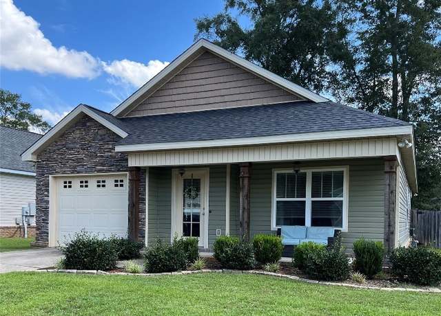 Property at 220 Jasmine Cir, Enterprise, AL 36330, 3 beds, 2 baths