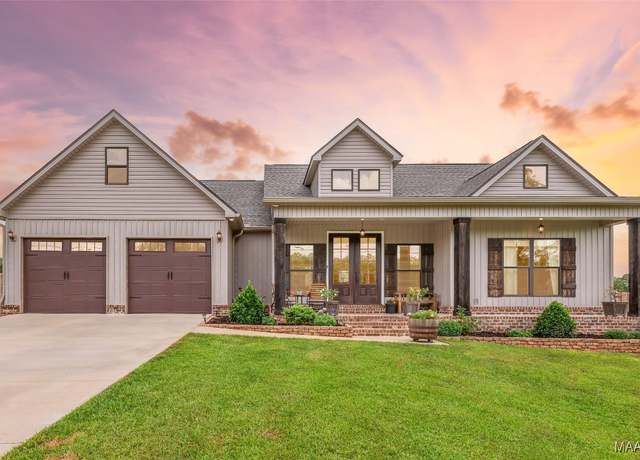 Property at 2096 County Road 712, Enterprise, AL 36330, 3 beds, 2 baths