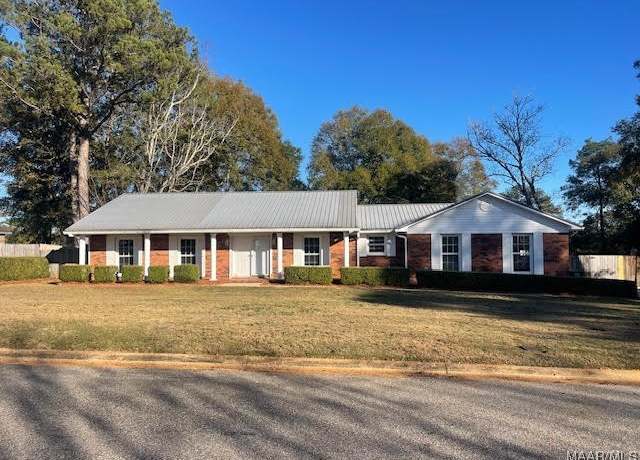 Property at 104 Vintage Ln, Enterprise, AL 36330, 3 beds, 2 baths