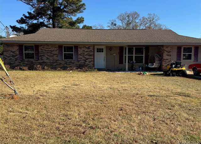 Property at 604 Springdale Dr, Enterprise, AL 36330, 3 beds, 2 baths