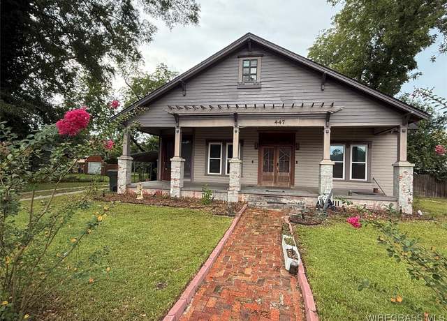 Property at 447 N Union Ave, Ozark, AL 36360, 3 beds, 2 baths