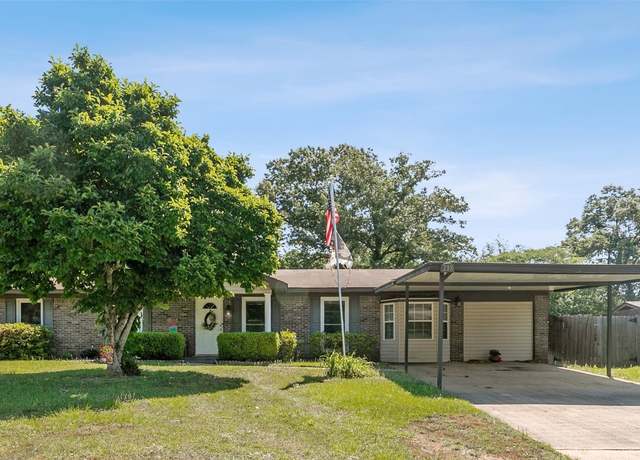 Property at 218 Yellowleaf Dr, Enterprise, AL 36330, 4 beds, 3 baths