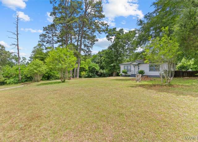 Property at 505 Kendall Dr, Eufaula, AL 36027, 3 beds, 2 baths