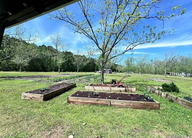 Property at 16751 Sims Rd, Dozier, AL 36028