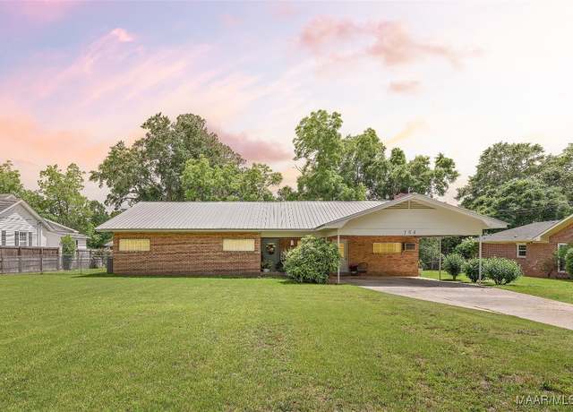 Property at 104 Paschal St, Enterprise, AL 36330, 3 beds, 2 baths