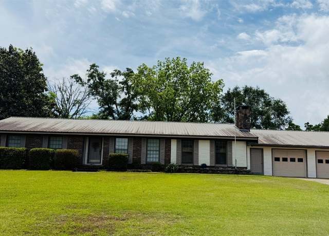 Property at 215 Chambers St, Enterprise, AL 36330, 3 beds, 2 baths