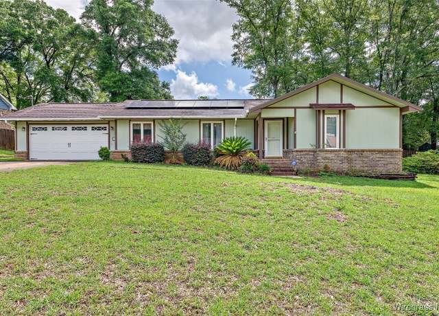 Property at 112 Fieldbrook Dr, Enterprise, AL 36330, 3 beds, 2 baths