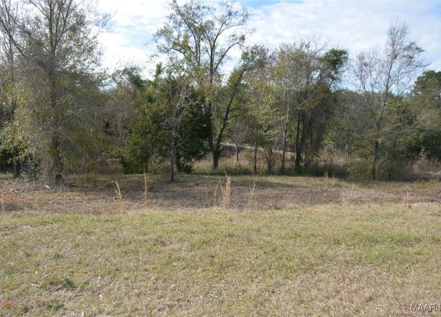 Property at 113 Kallie Ct, Enterprise, AL 36330