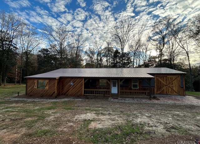 Property at 603 N College St, Newton, AL 36352, 3 beds, 2 baths