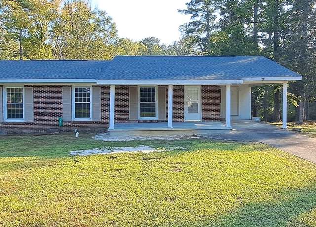 Property at 101 Pine Ln, Evergreen, AL 36401, 3 beds, 2 baths