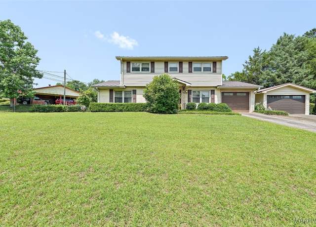 Property at 37 Richardson Dr, Daleville, AL 36322, 3 beds, 2.5 baths