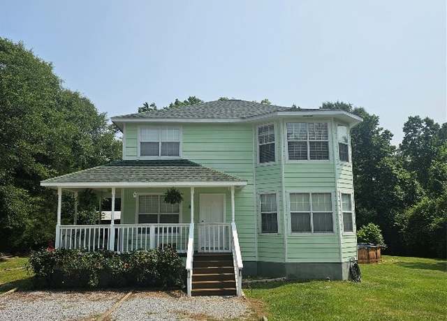 Property at 972 Highway 105, Ozark, AL 36360, 3 beds, 2.5 baths