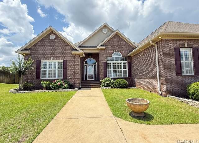 Property at 40 Cotton Creek Blvd, Enterprise, AL 36330, 4 beds, 2 baths