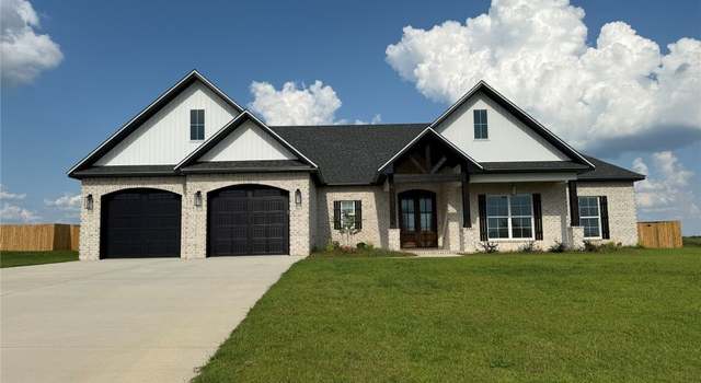 Photo of 105 Durham Dr, Enterprise, AL 36330