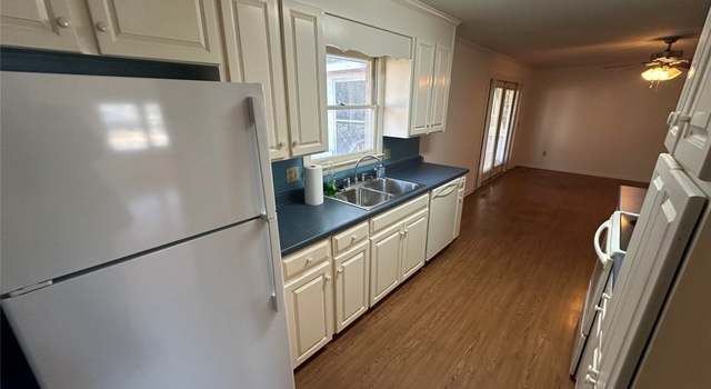 Photo of 102 Elm St, Enterprise, AL 36330