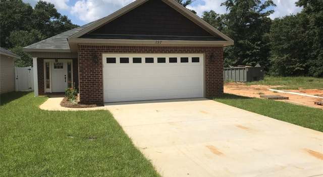 Photo of 157 Cody Dr, Enterprise, AL 36330