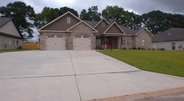 Photo of 208 Bella Dr, Enterprise, AL 36330