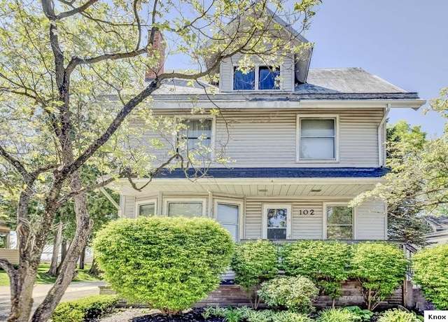 Property at 102 E Gambier St, Mount Vernon, OH 43050, 4 beds, 1.5 baths