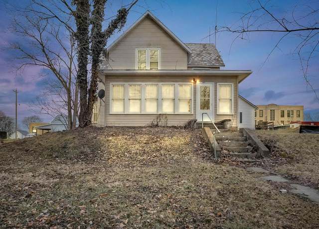 Property at 411 Market St, Danville, OH 43014, 4 beds, 1 bath