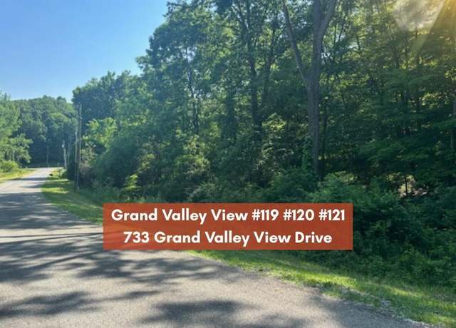 Property at 733 Grand View Dr, Howard, OH 43028