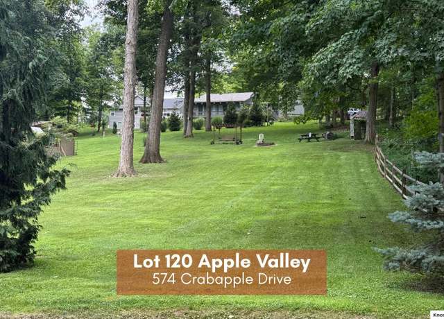 Property at 574 Crabapple Dr, Howard, OH 43028