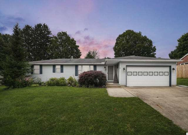 Property at 7 E Mound St, Fredericktown, OH 43019, 3 beds, 1.5 baths