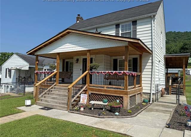 Property at 487 Charlton Hts, Charlton Heights, WV 25040, 3 beds, 1.5 baths