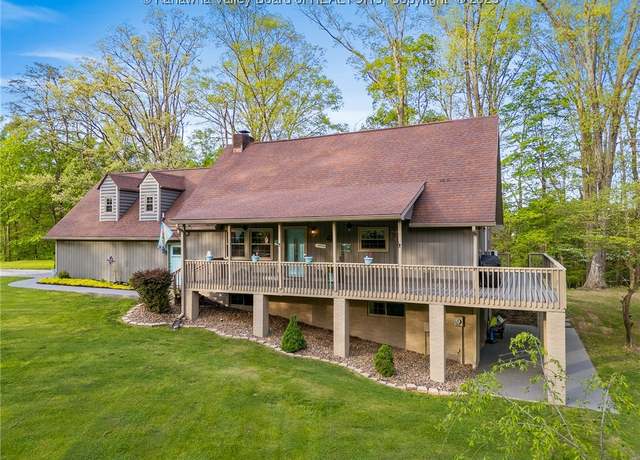 Property at 3230 Booten Creek Rd, Barboursville, WV 25504, 5 beds, 3 baths