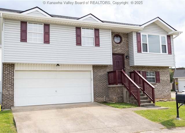 Property at 197 Berry Hills Dr, Winfield, WV 25213, 3 beds, 2.5 baths