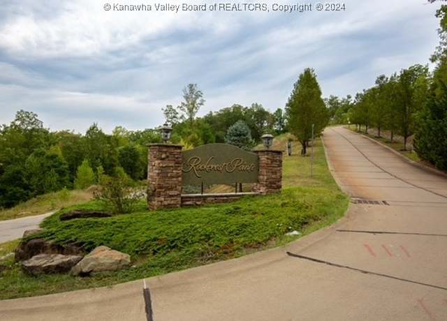 Property at 135 Oakview Rd, South Charleston, WV 25309