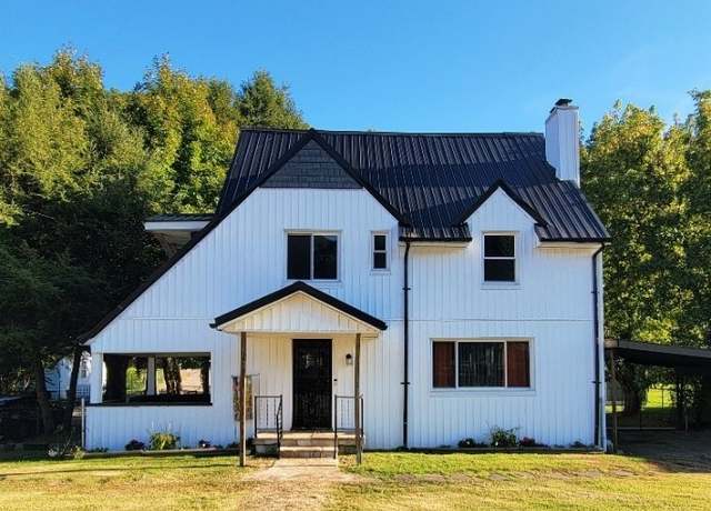 Property at 202 Ferry St, East Bank, WV 25067, 3 beds, 2 baths