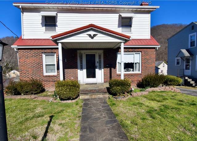 Property at 142 W Riverview Dr, Belle, WV 25015, 3 beds, 2 baths