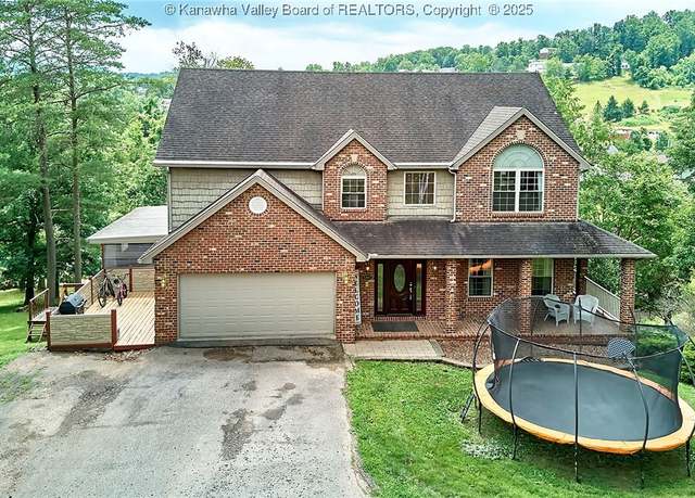 Property at 5304 Balsam Cir, Cross Lanes, WV 25313, 4 beds, 3.5 baths