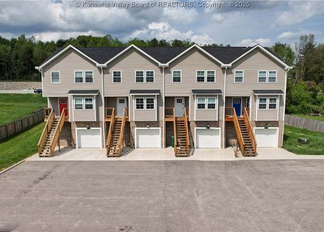 Property at 9073 Teays Valley Rd, Scott Depot, WV 25560, 3 beds, 2.5 baths
