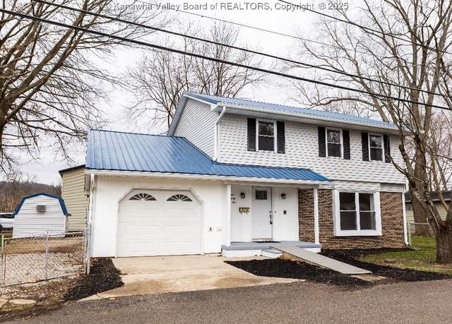 Property at 1525 Jackson Ave, Saint Albans, WV 25177, 4 beds, 3 baths