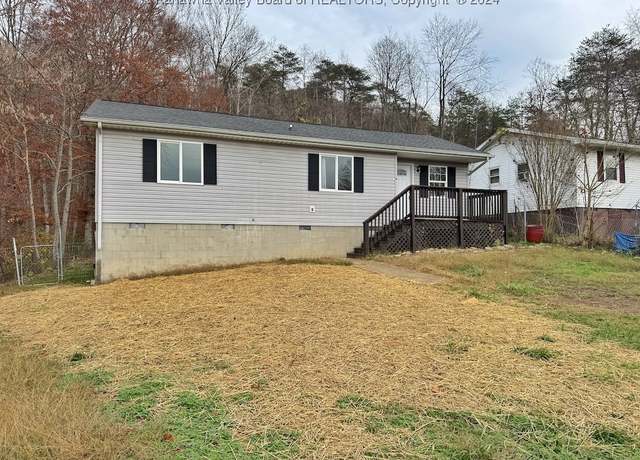 Property at 181 Vaughan Ln, South Charleston, WV 25309, 3 beds, 2 baths