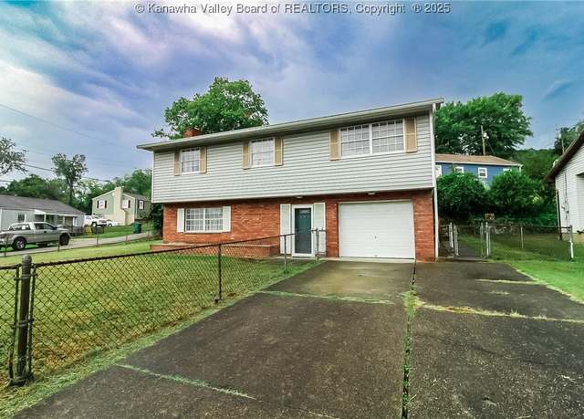 Property at 1 Fairland Cir, Nitro, WV 25143, 4 beds, 2 baths