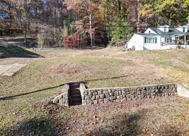 Property at 105 Lakeshore Dr, Cross Lanes, WV 25313